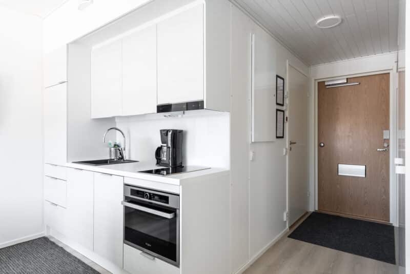 Hiisi Homes Turku Fleminginkatu - Perhestudio | 2 erillistä vuodetta | Tablebed