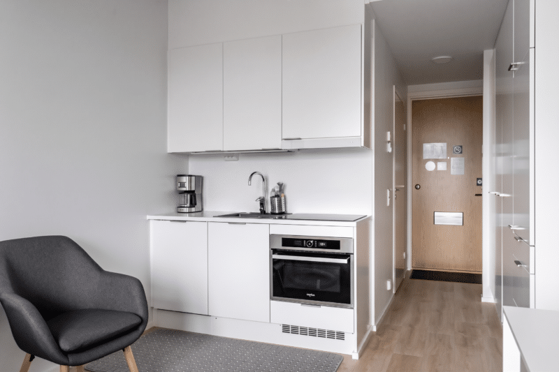 Hiisi Homes Turku Herttuankulma - Studio Apartment | 2 Single Beds | Arm Chair