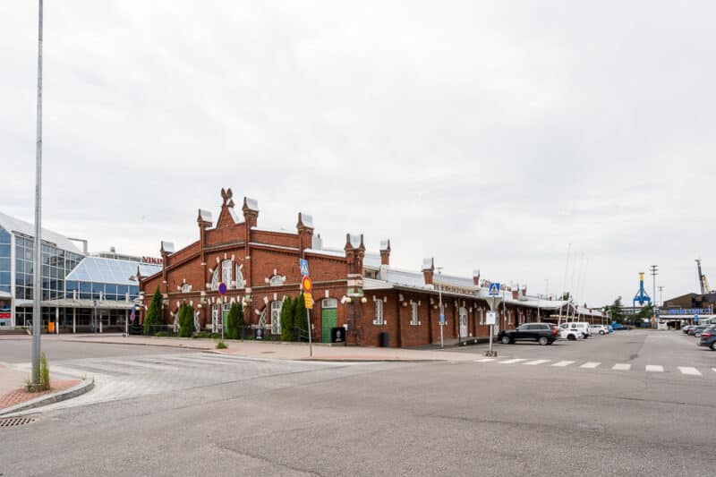 Hiisi Hotel Turku Seaport Property Building